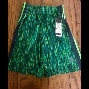 Brand new adidas shorts 8/10